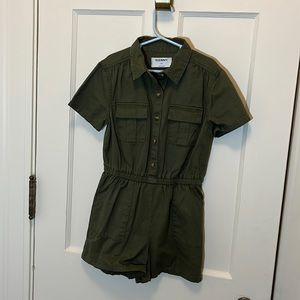 Old Navy Olive Green Short-sleeves Romper, kids size M(8). Like new!